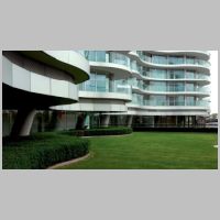 Norman Foster, Albion Riverside (2003), London UK, photo on architecture-history.jpg